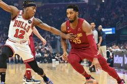 乐鱼官方网站-今晨亚冠传出新动向，克里夫兰骑士更衣室发声，管理层表态：更衣室稳定，医务组通报恢复的简单介绍-乐鱼官方网站