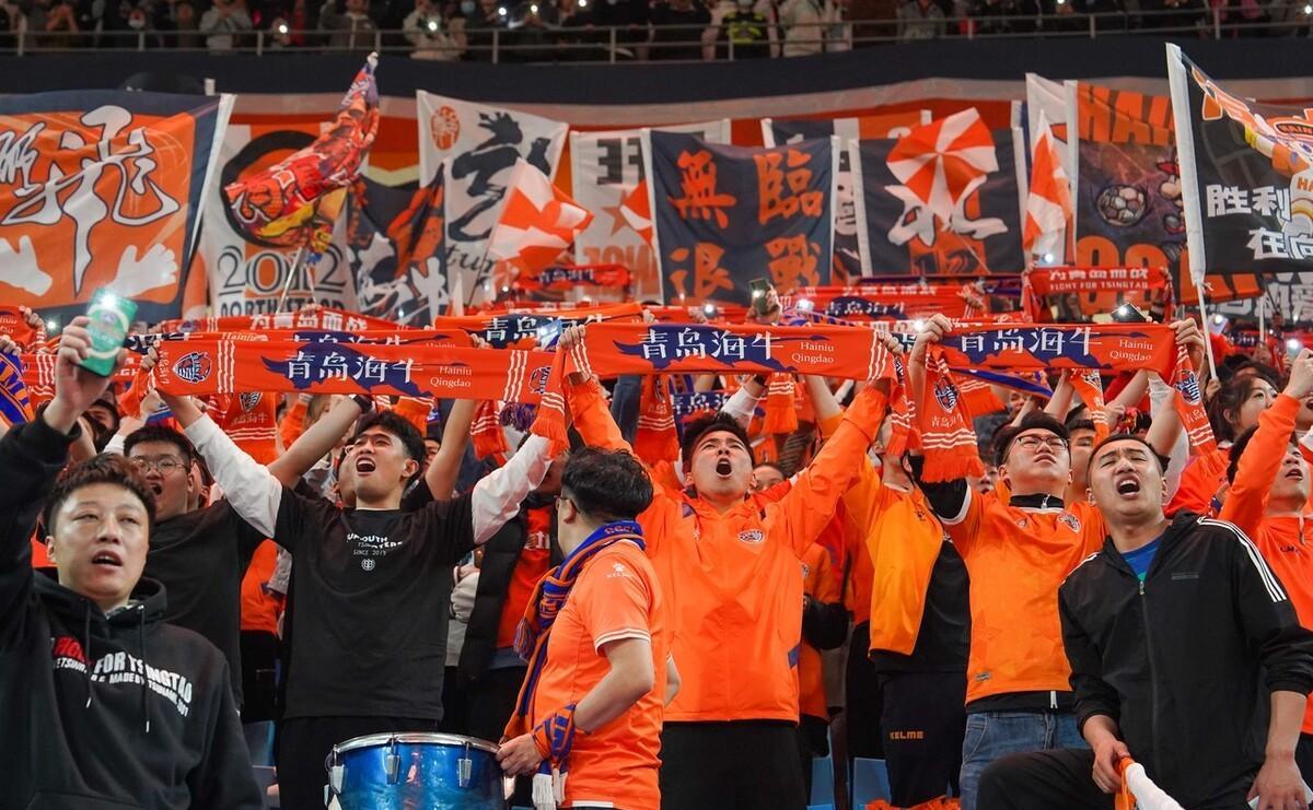 皇家马德里训练开放日,赛后更衣室发声引欢呼,中超在即,球队文化再被提及的简单介绍 皇家马德里训练开放日,赛后更衣室发声引欢呼,中超在即,球队文化再被提及的简单介绍