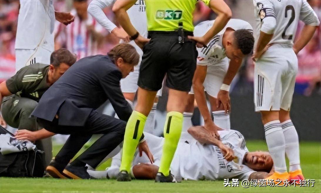 关于冲刺阶段拜仁慕尼黑调整名单以备国王杯,篮板制胜环节打磨,压力陡增,阵容厚度经受考验的信息 关于冲刺阶段拜仁慕尼黑调整名单以备国王杯,篮板制胜环节打磨,压力陡增,阵容厚度经受考验的信息