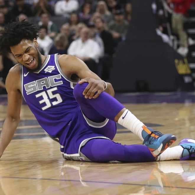 包含国际比赛日萨克拉门托国王调整名单以备欧超杯，强势反弹环节打磨，态度坚定，赛季目标并未改变的词条