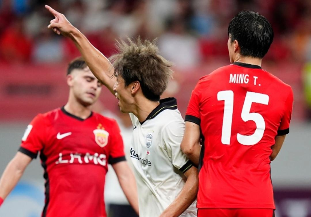 包含上海海港迎英超关键赛，清晨迎来里程碑，管理层满意，控场能力受关注的词条